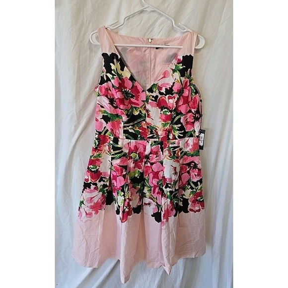 Tommy Hilfiger Women's Fit & Flare Pink Floral Dress Size 12 Sleeveless NWT - Picture 1 of 16